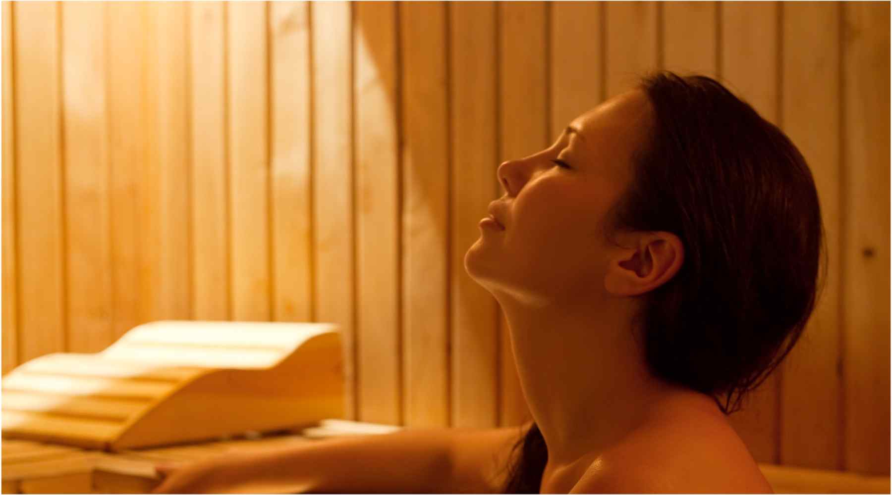 Can I Wear Contact Lenses In A Sauna? Clearlight® Saunas